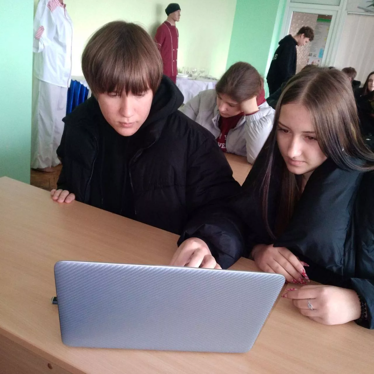 211025-6.webp