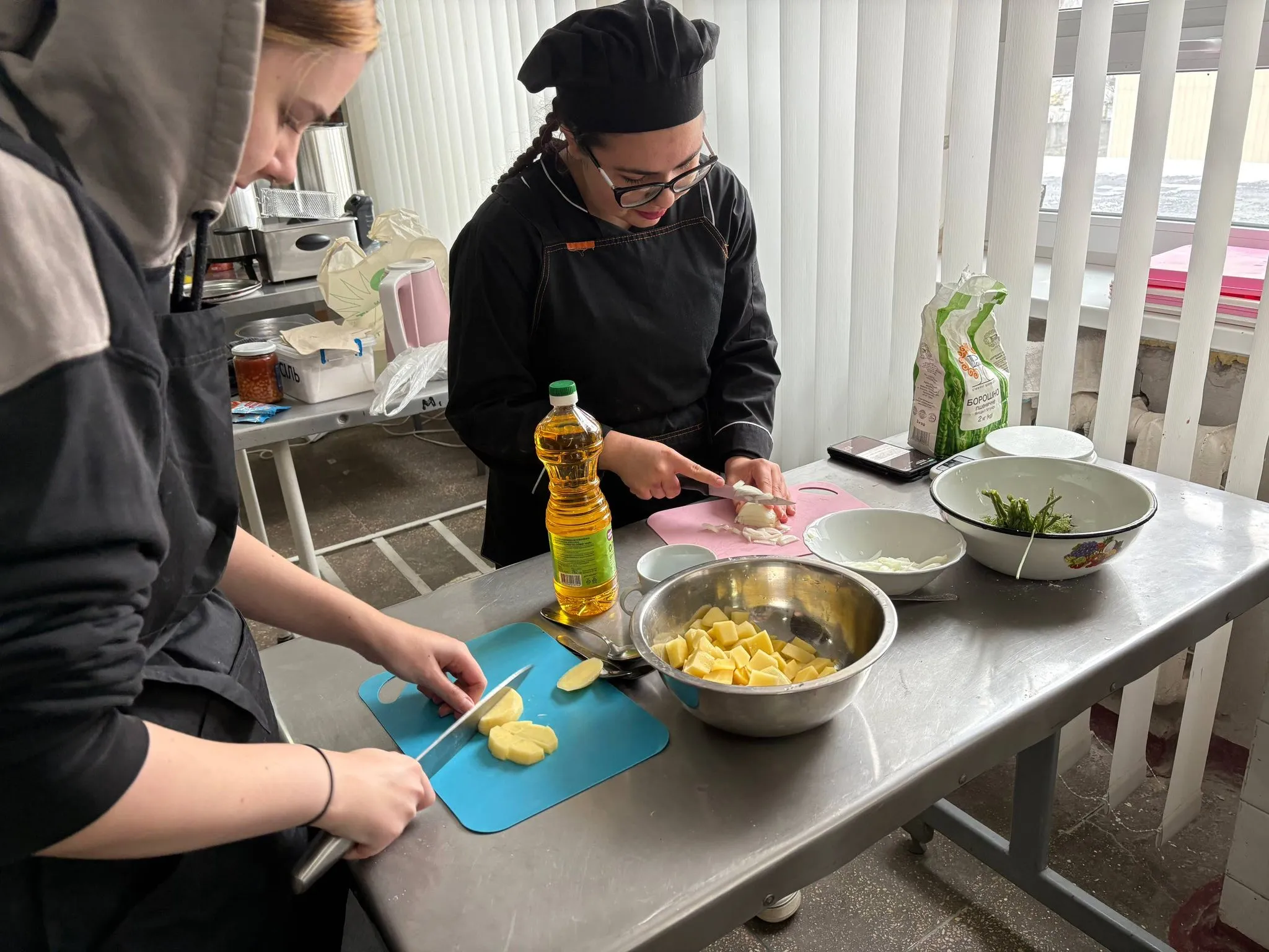 Робота гуртка «Вправний кухар» здобувачів освіти спеціальності «Харчові технології»