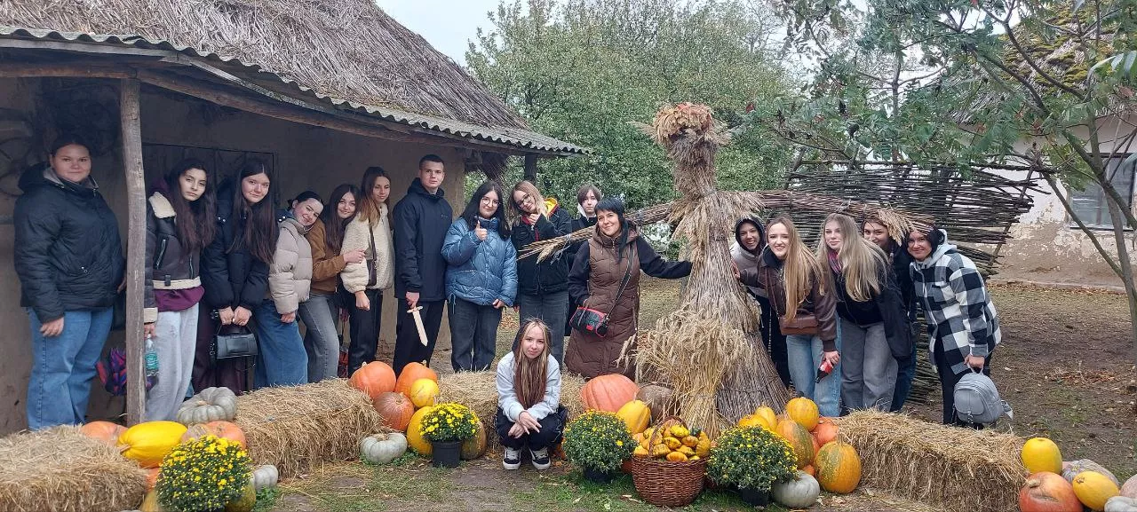 Виїзна екскурсія на етнохутір «Козацька Січ» (село Гречане).
