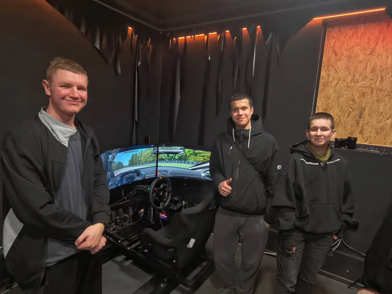 Гурткова робота на професійних автосимуляторах CRC MOTORSPORT (напрямок 274/J8 Автомобільний транспорт)